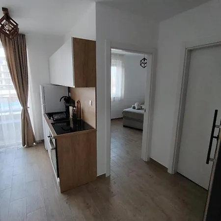 Apartment 84 Obradovic